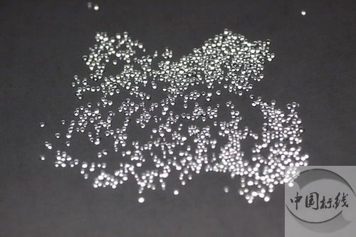 南芬金属表面处理厂喷砂玻璃微珠清理